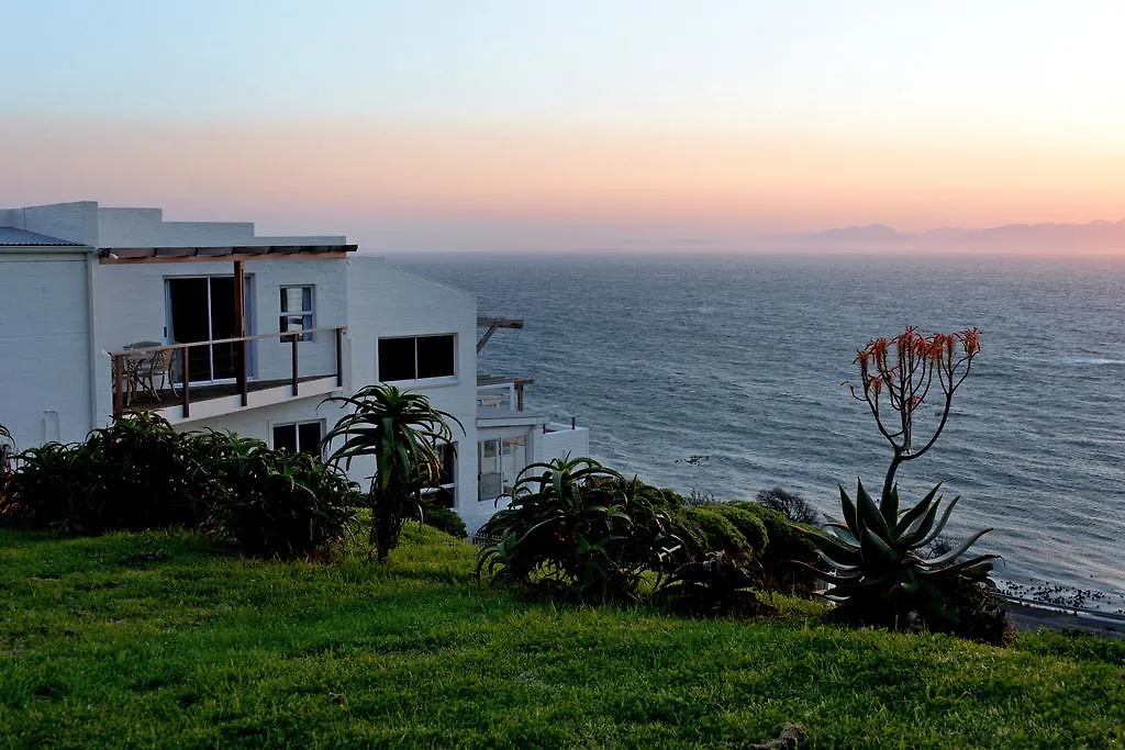 Rocklands Seaside Bed And Breakfast Simonʼs Town Couette-café