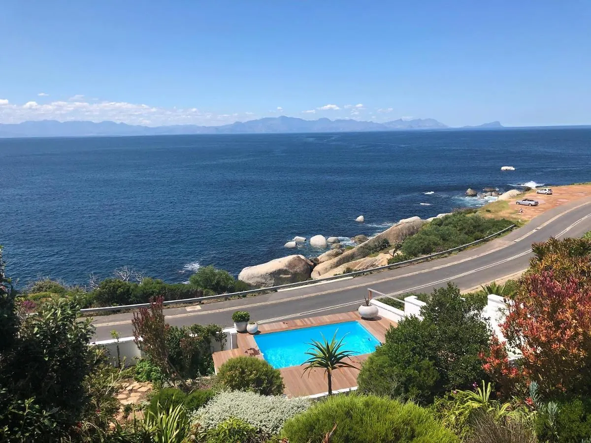Rocklands Seaside Bed And Breakfast Bed & Breakfast Simon's Town